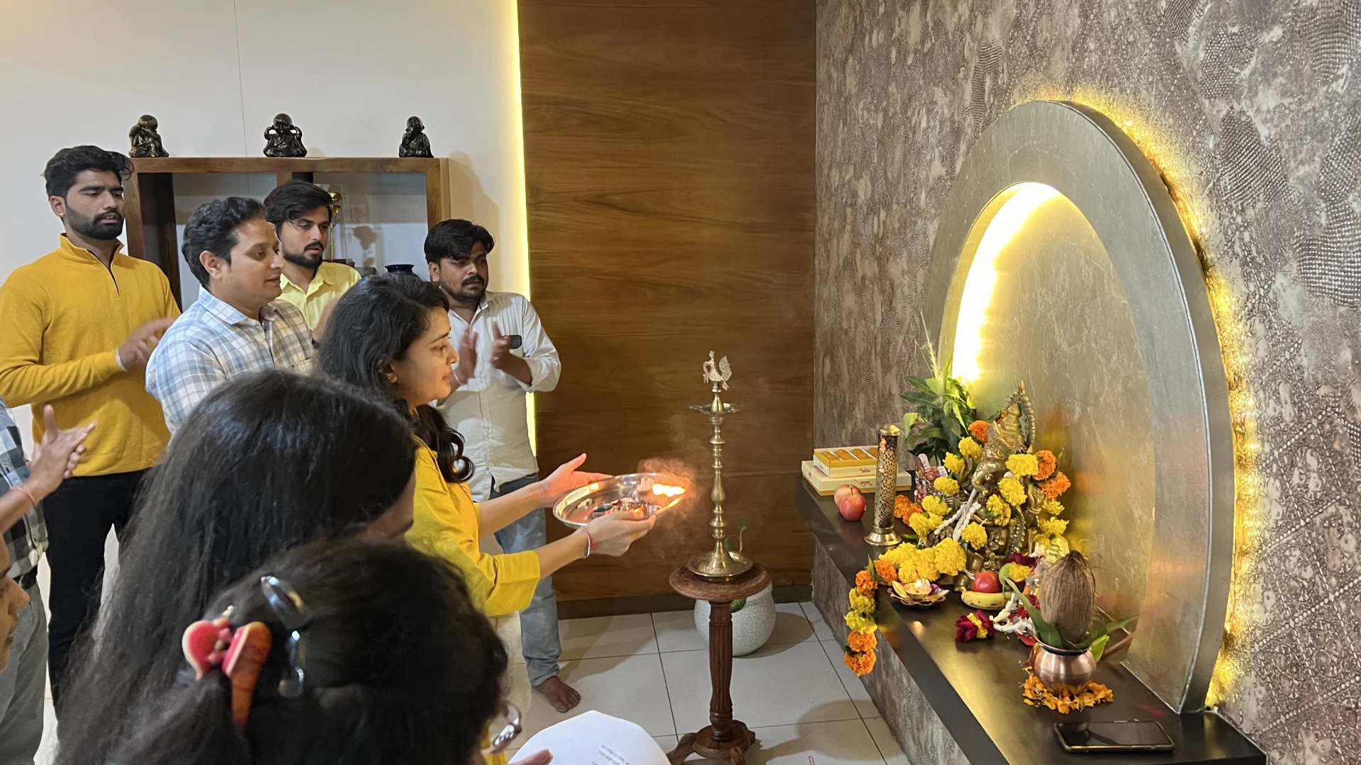 Traditional Aarti with Clay Ganesh Ji